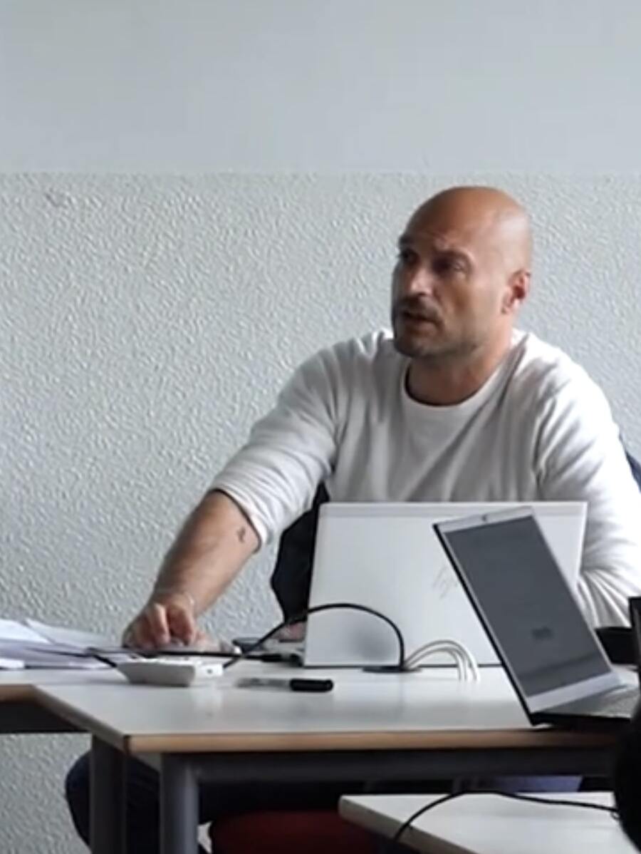 Prof Giagnotti - Ingegnere Elettronico e Docente Informatica